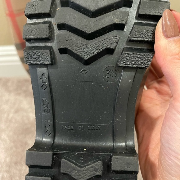 Burberry Rubber Rainboots - Picture 3 of 3